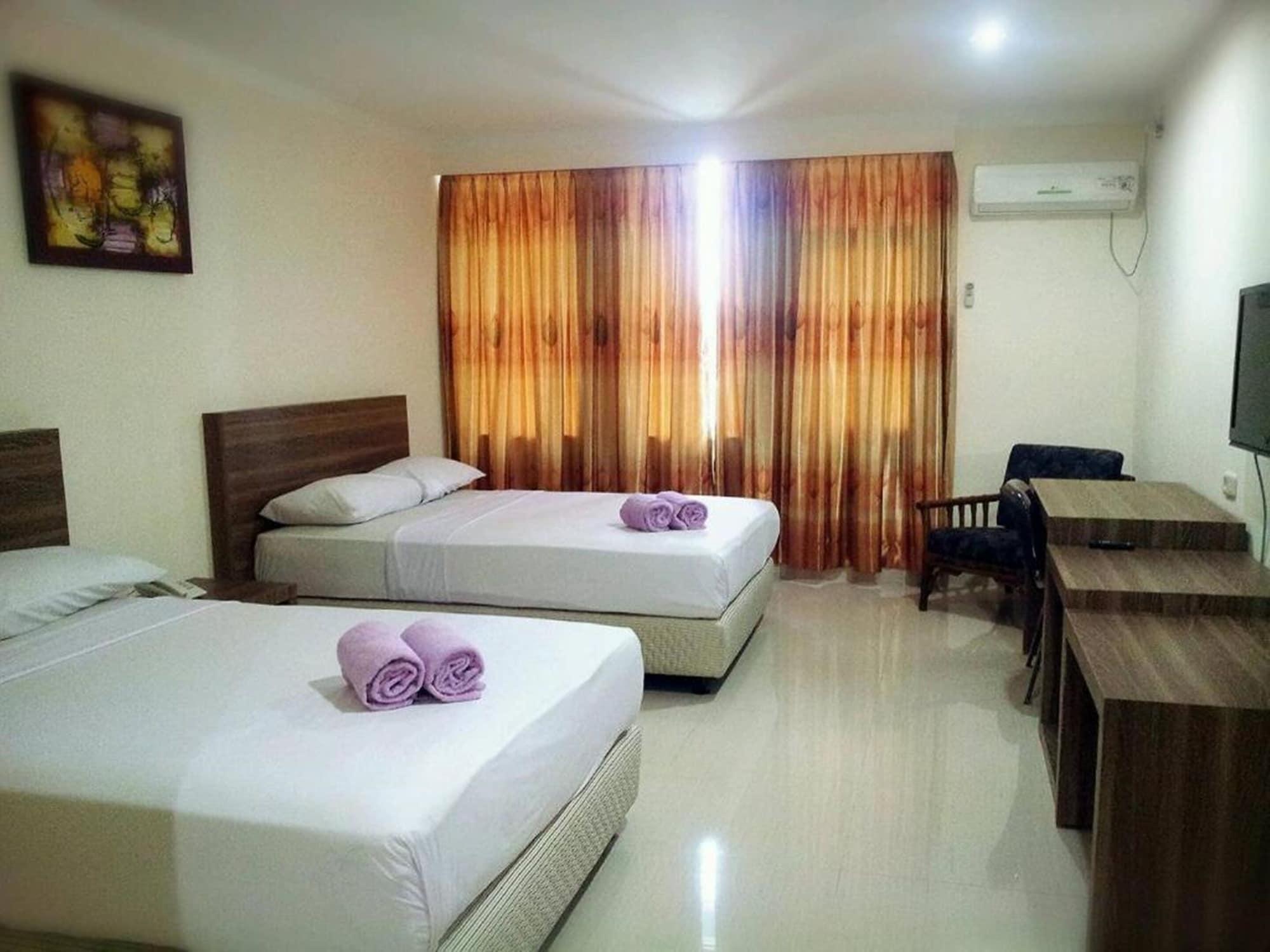 Hotel Banyuwangi Sintera Jakarta Buitenkant foto